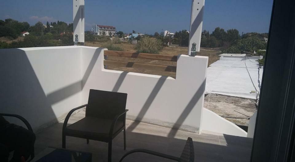 Nianthy Apartments Фалираки Экстерьер фото